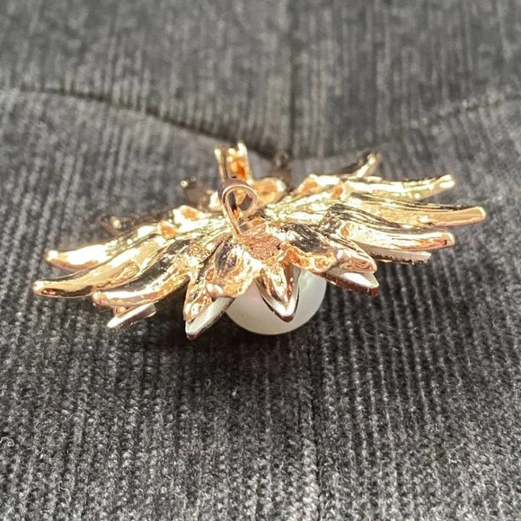 Starburst  Sparkly Floral Snowflake Brooch with Faux Pearl and Burgundy Navettes - Picture 6 of 10